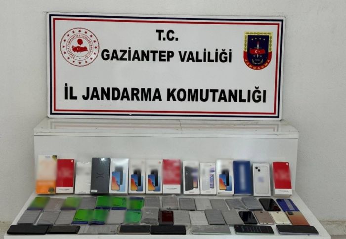 Gaziantepte 1 milyon TL deerinde kaak telefon ele geirildi