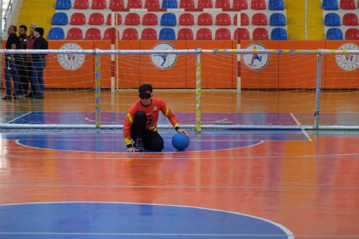 Kahramanmarata depremde hayatn kaybedenler ansna goalball turnuvas dzenlendi