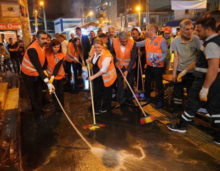 Diyarbakrda temizlik kampanyas balad