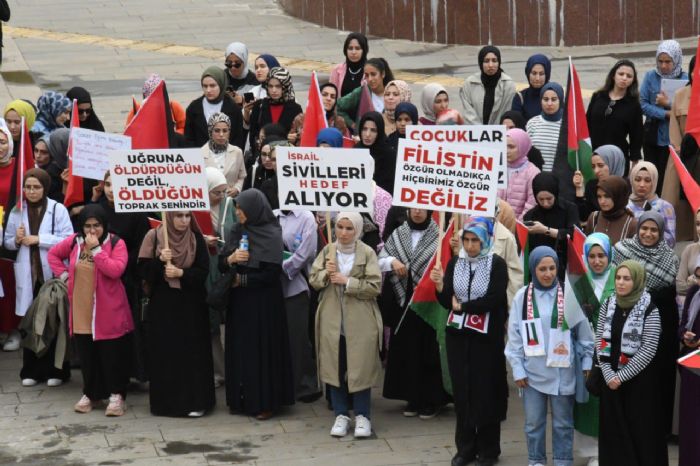 Adyaman niversitesi srail'in Gazze'ye ynelik saldrlarn protesto etti