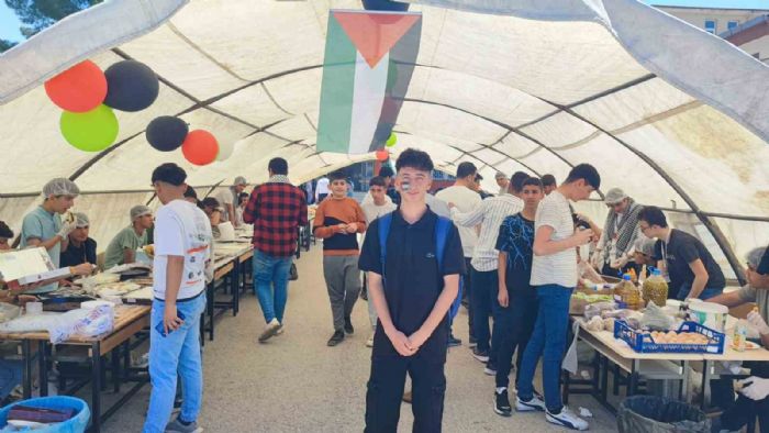 Kahtadaki lise rencilerinde Gazze'ye yardm 