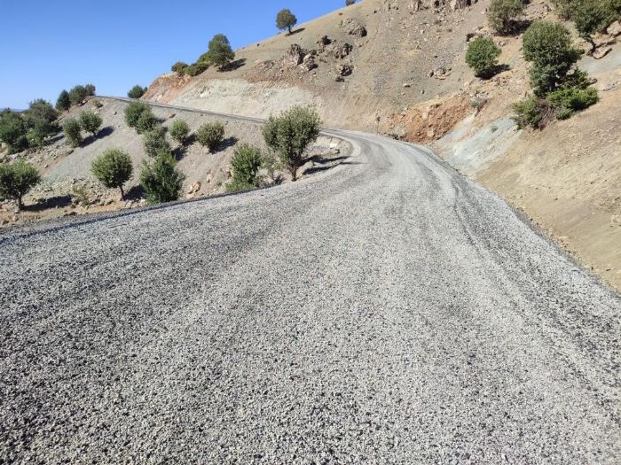 Diyarbakrda 190 kilometre yeni yol yapld