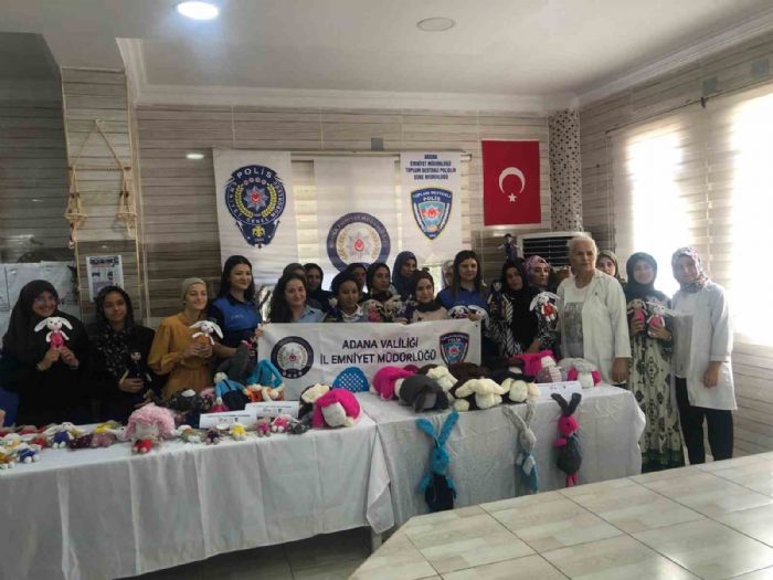 Polis Amigurami ve Dolgu Bebek kursunda 30 renciyi eitti