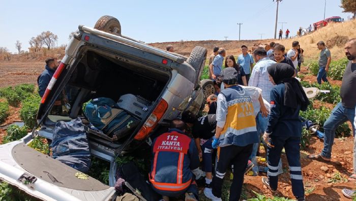 Adyamanda hafif ticari ara arampole dt: 2si ar 5 yaral