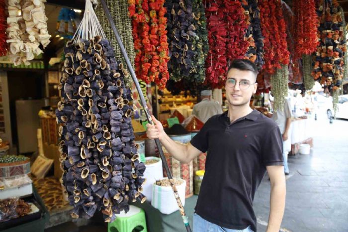 Patlcan, kabak ve biber kurutmalklar grsel len sunuyor