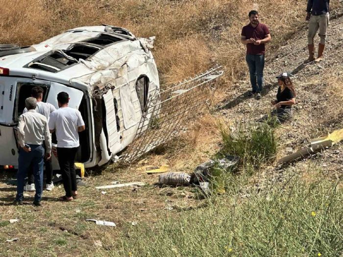 Diyarbakrda 20 kiinin yaraland kaza gvenlik kamerasna yansd