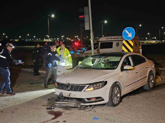 Alkoll uzman avu uygulamada durmad, polis memuruna arpp ehit etti