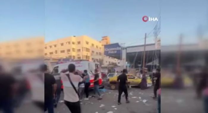 srail, ifa Hastanesindeki ambulans konvoyunu vurdu
