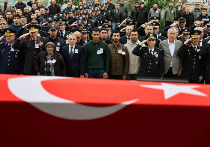 Uzman avuun arpp ehit ettii polis memuru son yolculuuna uurland