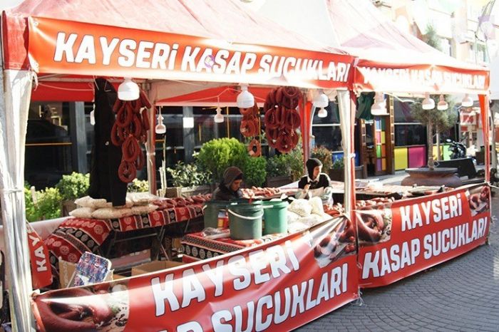 Diyarbakrda Sanat Sokanda yresel lezzet fuar devam ediyor