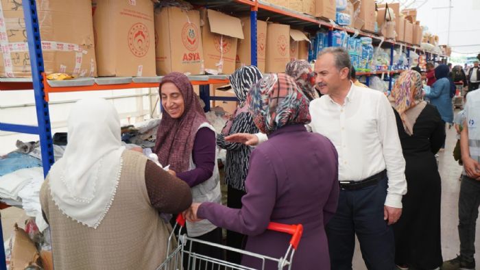 Bakan Kln, vatandalarla bir araya geliyor