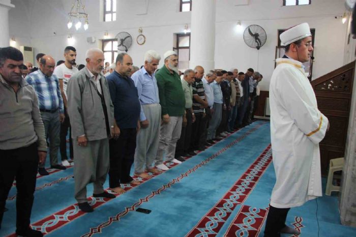 Filistinde iin gyabi cenaze namaz klnd