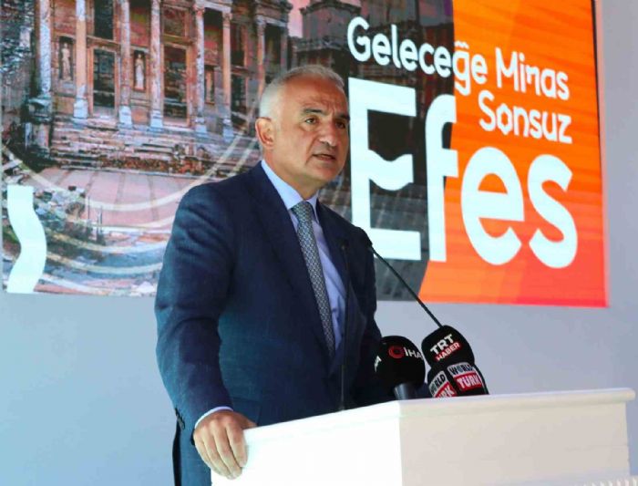 Bakan Ersoy: Gelecee Miras Sonsuz Efes