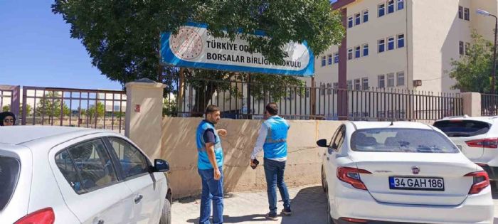 Diyarbakrda ekipler grlt denetimi iin sahadayd
