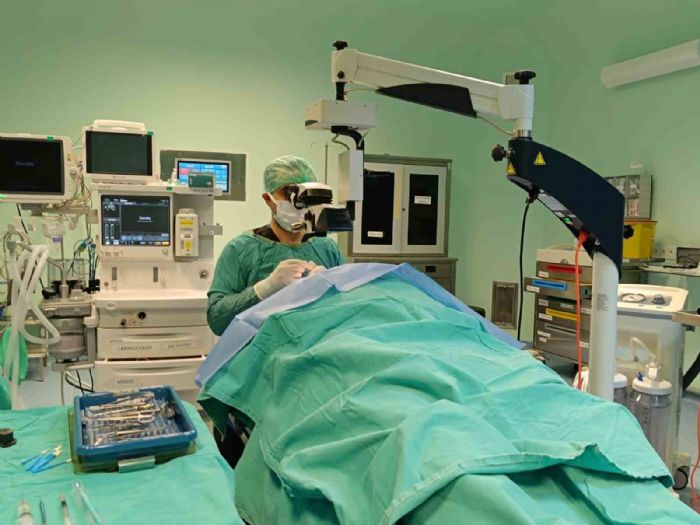 Diyarbakrda Dr. Yusuf Azizolu Devlet Hastanesinde 15 yl sonra gz ameliyatlar yapld
