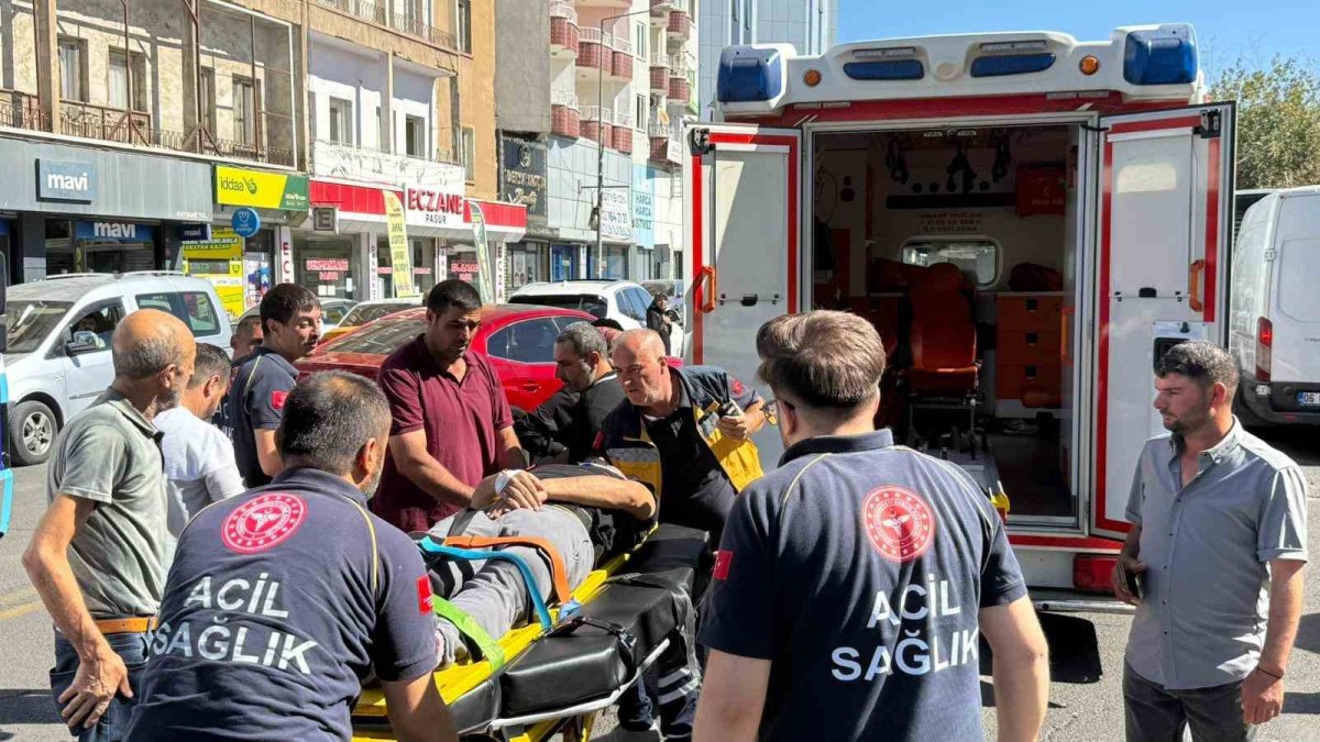 Diyarbakır’da Yaya Trafik Kazasında Ağır Yaralandı