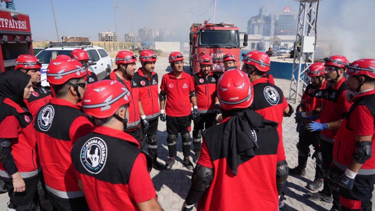 Adıyaman Belediyesi’nden Gerçeği Aratmayan Deprem Tatbikatı
