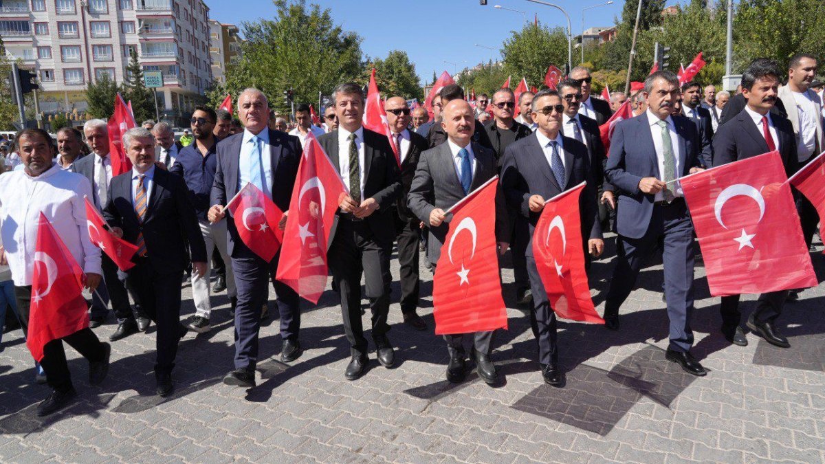 Başkan Tutdere: “Dayanışma bizi büyütecek, yaralarımızı saracak”
