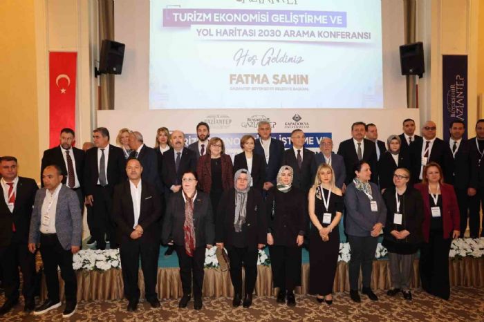 Büyükşehir’den ‘Turizm Ekonomisi Geliştirme ve Yol Haritası 2030 Arama Konferansı’