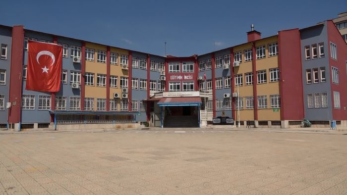 Depremin merkez üssü Kahramanmaraş’ta 900 okul eğitime start verecek