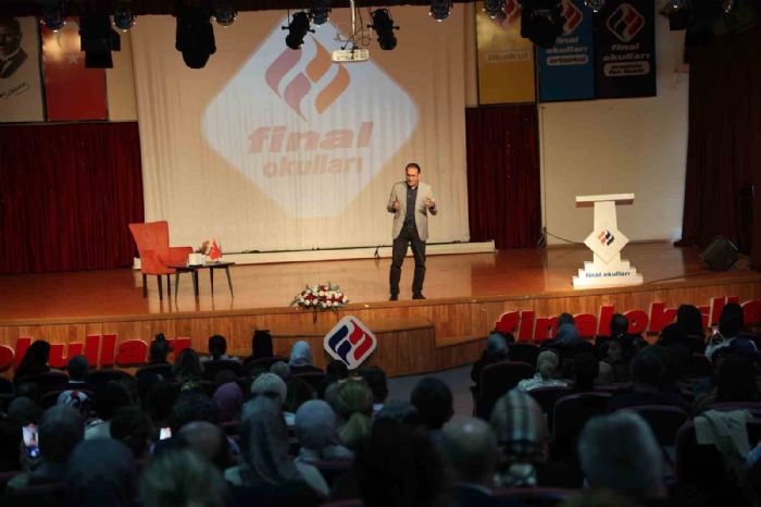 Diyarbakır Final Okulları’nda öğretmen ve velilere seminer verildi