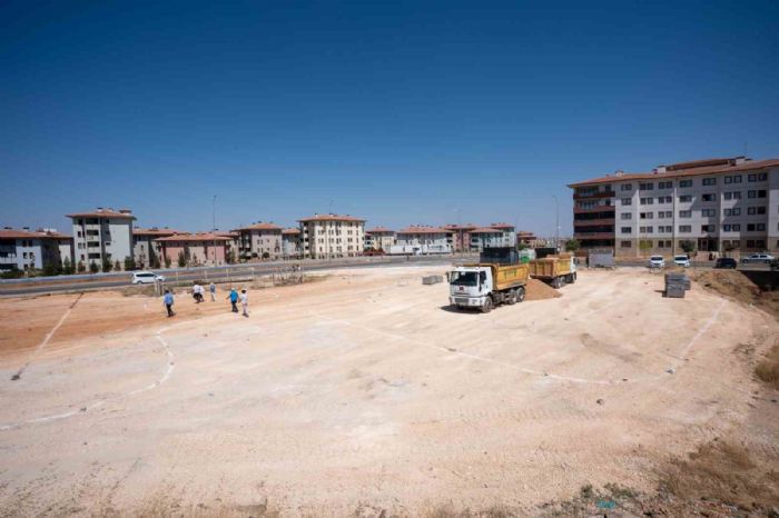 Şehitkamil’den Kuzeyşehir’e 2 park birden